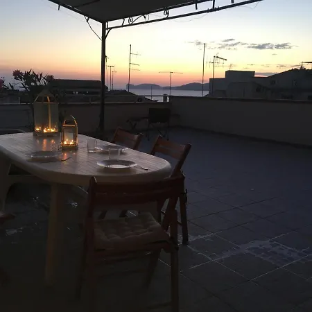 Con Grande Terrazza Sul Mare Casa vacanze *